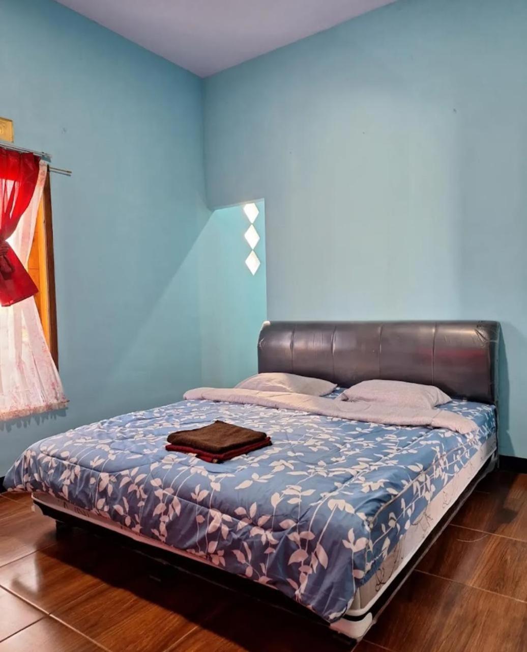 Bromo Edelweis Guest House Probolinggo Exteriör bild
